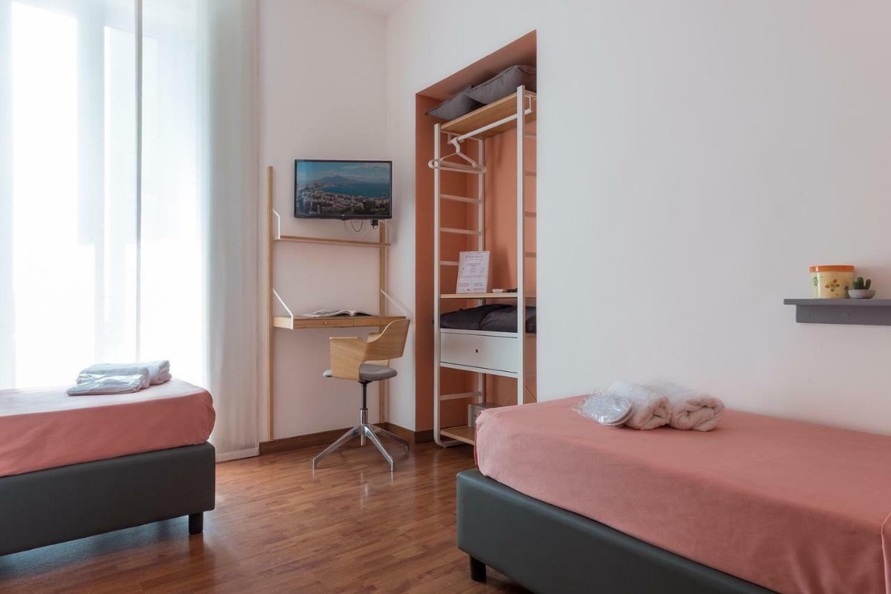 B&B Monserrato Naples Extérieur photo