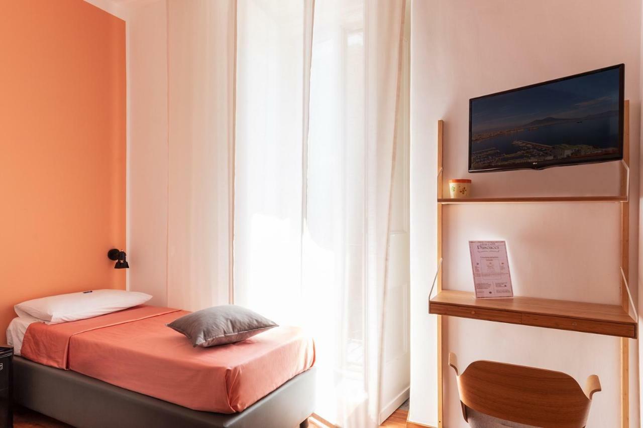 B&B Monserrato Naples Extérieur photo
